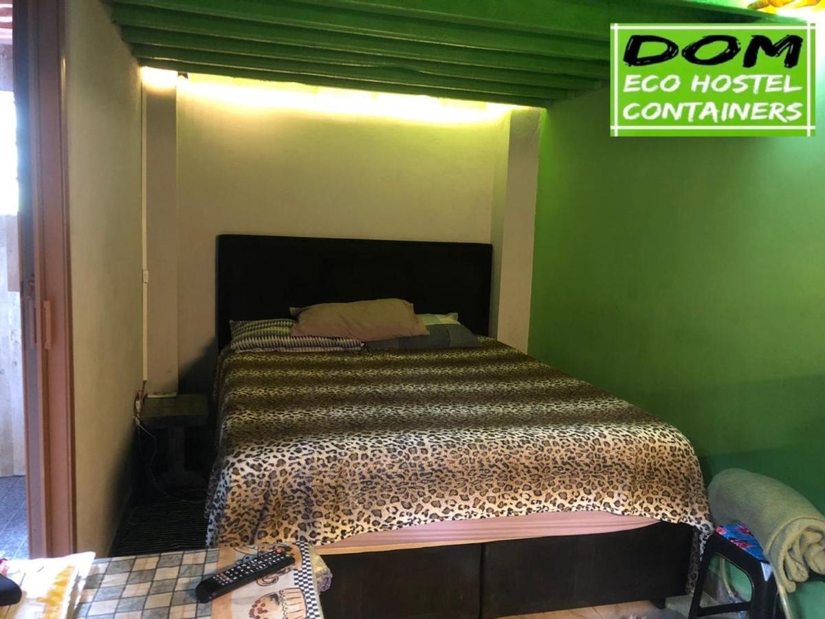 Dom Eco Hostel Containers Sao Sebastiao  Εξωτερικό φωτογραφία