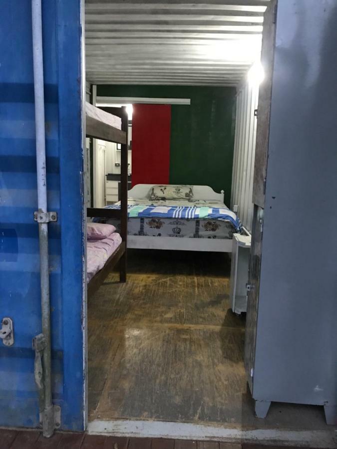 Dom Eco Hostel Containers Sao Sebastiao  Εξωτερικό φωτογραφία